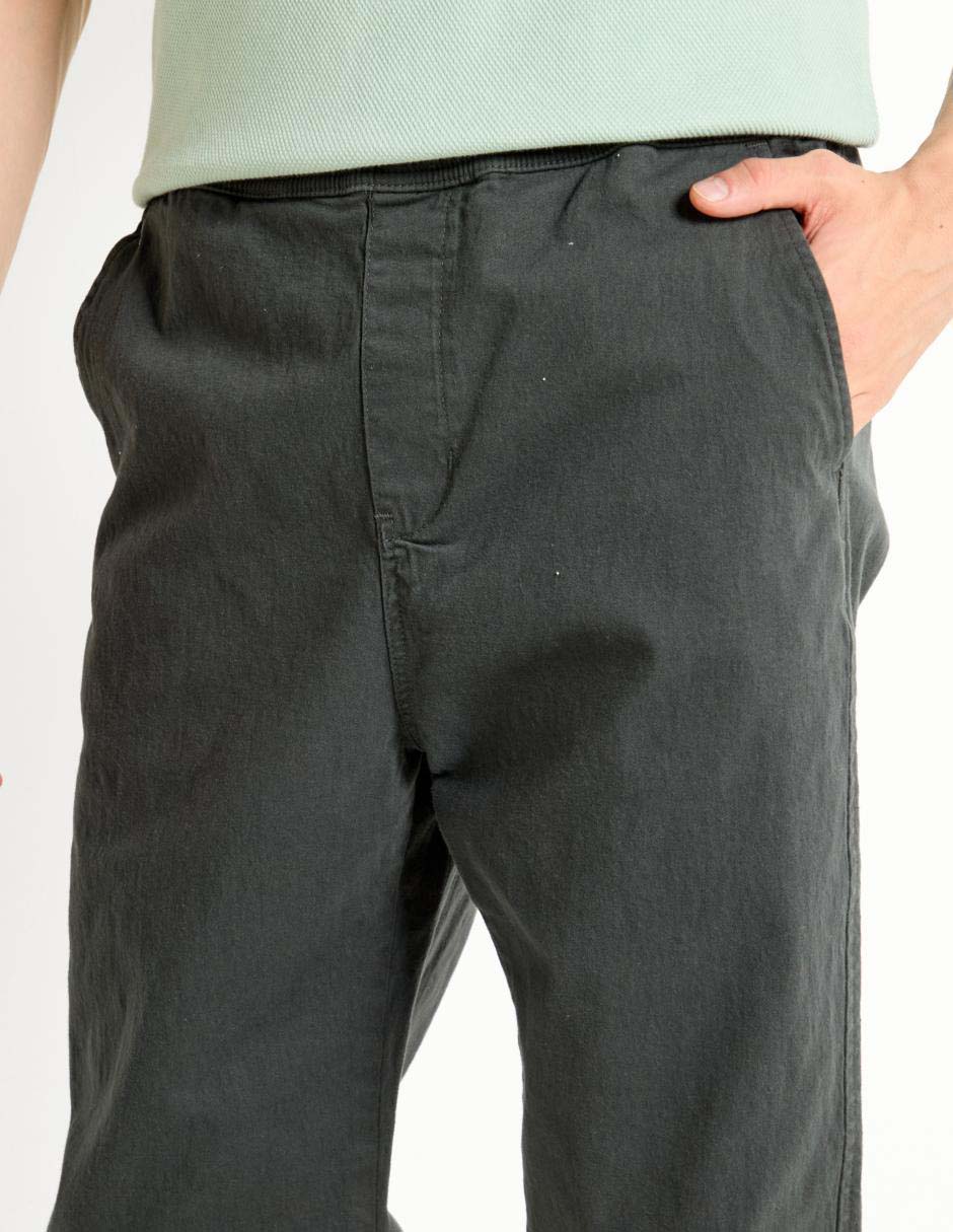 Jogger regular con bolsillos para hombre 4