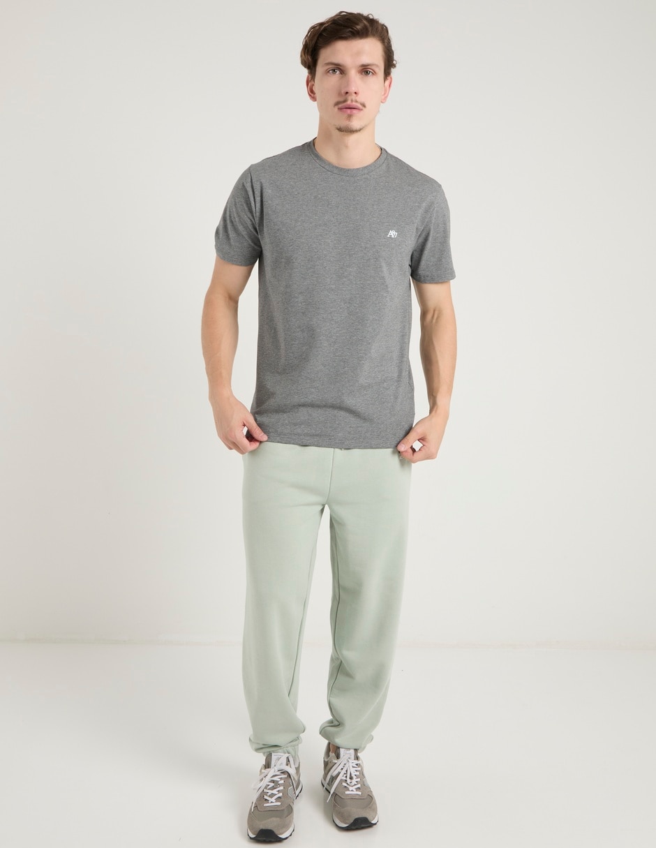 Jogger straight con bolsillos para hombre 7