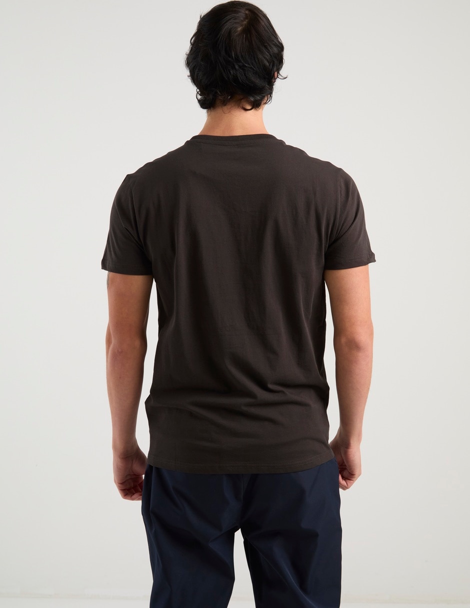 Playera cuello redondo para hombre 6