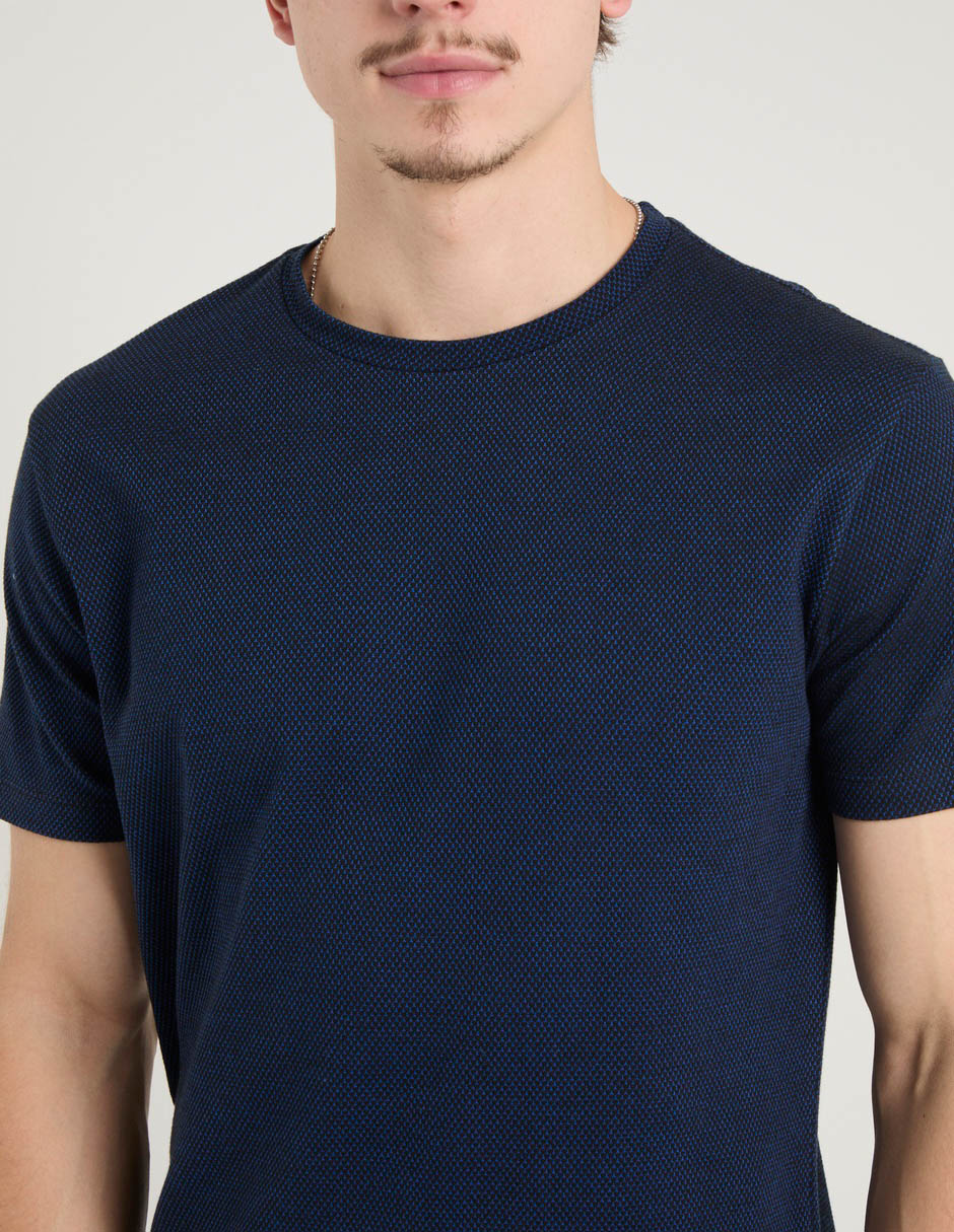 Playera cuello redondo para hombre 4
